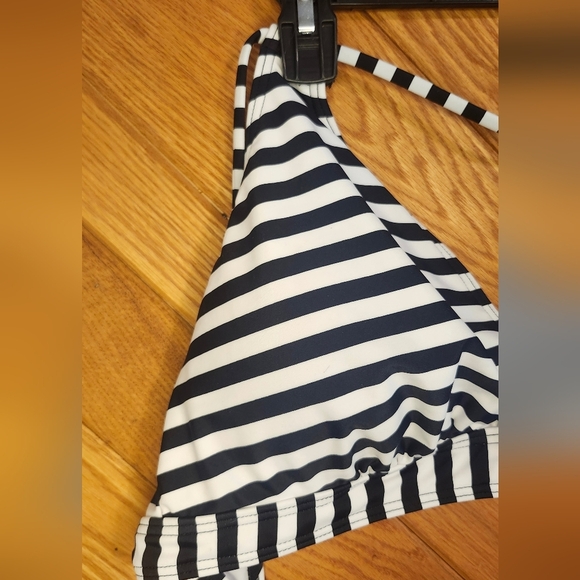 Cocoship Black And White Striped Women's Size 16 Bikini Halter Top NWT - Picture 3 of 11